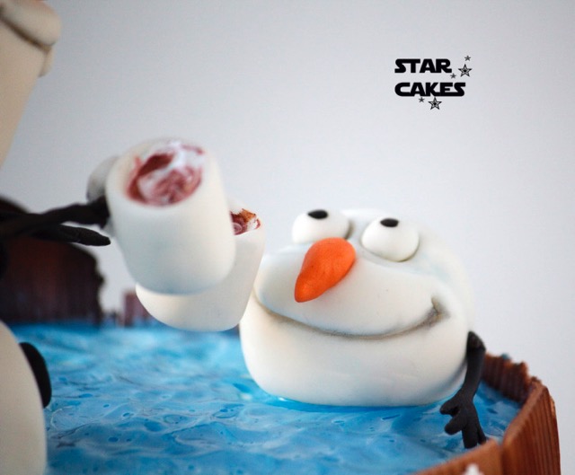 Disney Frozen Cake 