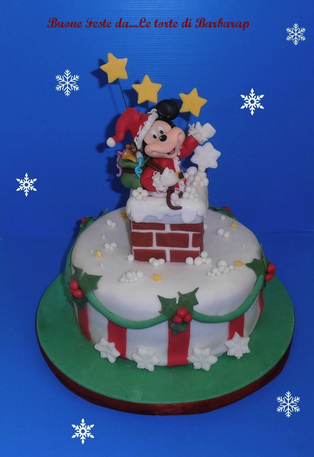 Mickey Mouse Christmas Cake