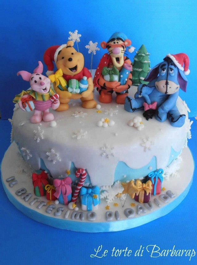 Winnie the Pooh Christmas Cake