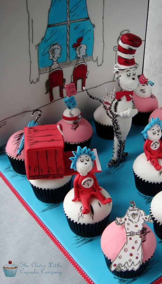 Cat In The Hat Cupcakes