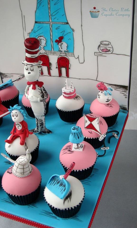 Cat In The Hat Cupcakes