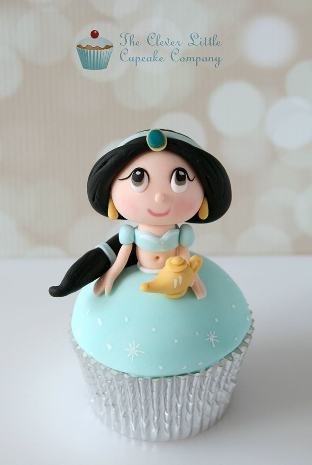 Kawaii Princess Jasmine Cupcake