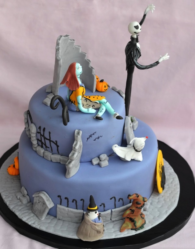 Nightmare Before Christmas Cake 