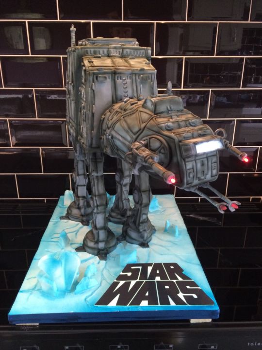 Star Wars Cake 