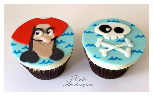 Captain Hook Cupcakes