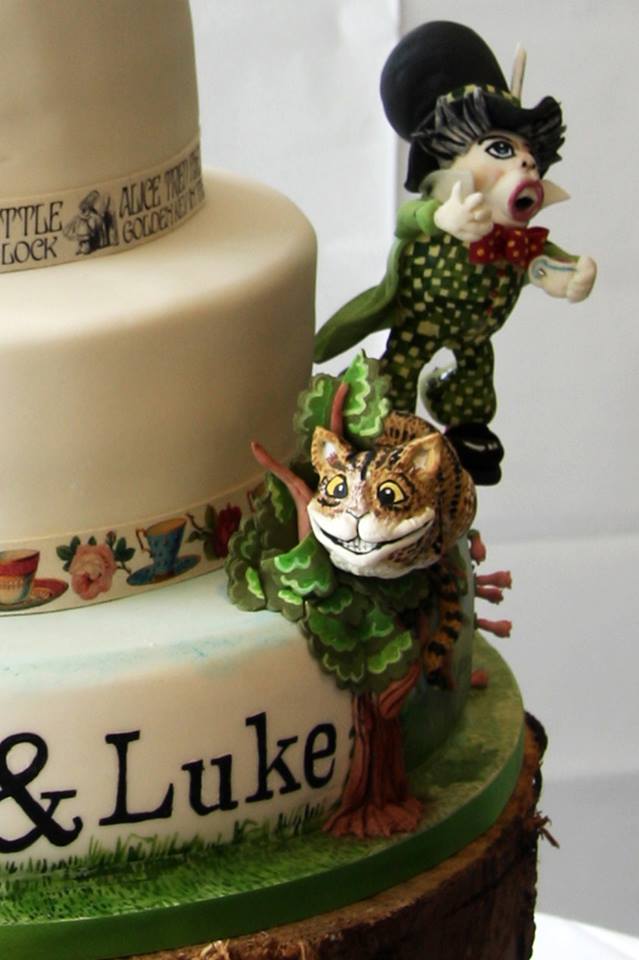 Alice in Wonderland Wedding Cake 