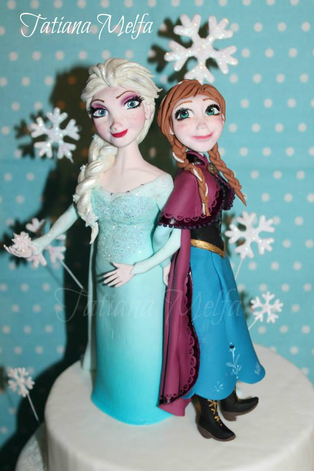 Anna and Elsa Cake 