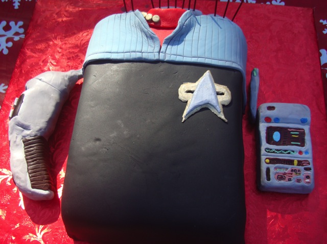 Star Trek Deep Space Nine Cake 3