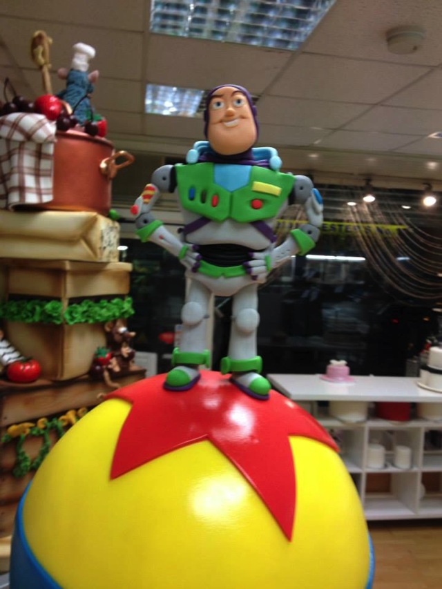 Buzz Lightyear Cake Figure