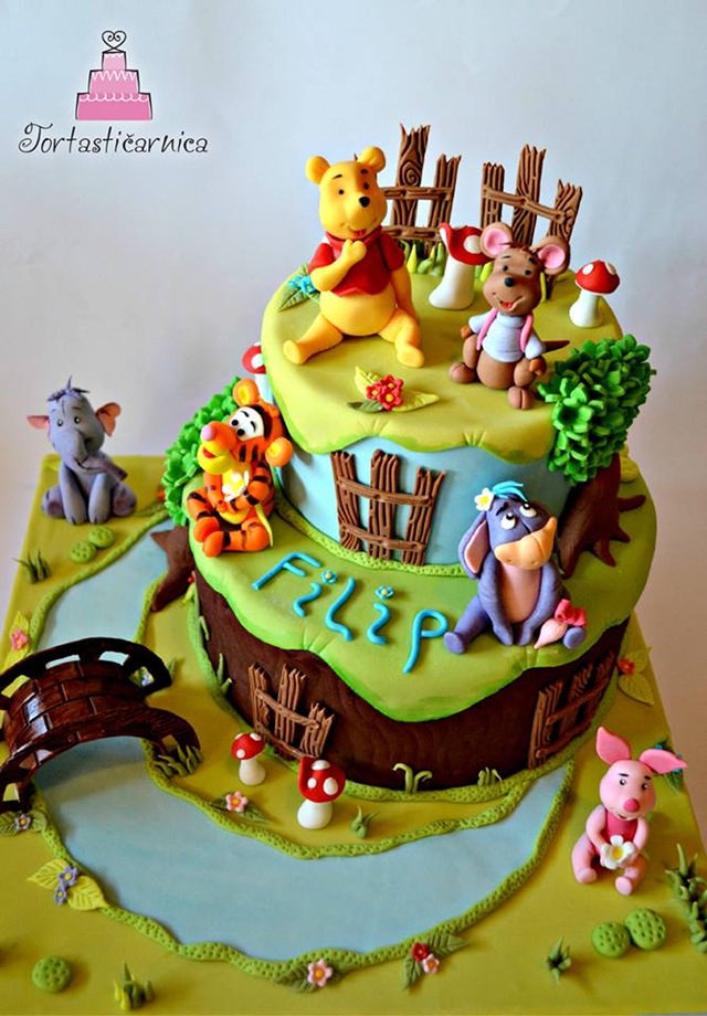 Winnie the Pooh Cake