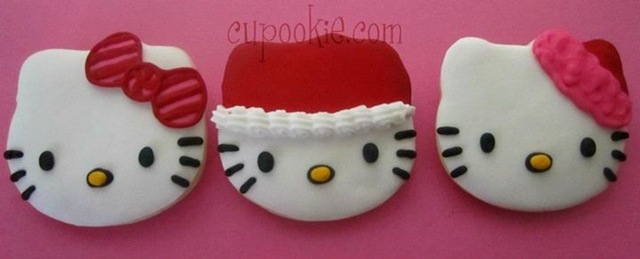 Hello Kitty Christmas Cookies