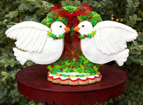 Two Turtle Doves Cookie