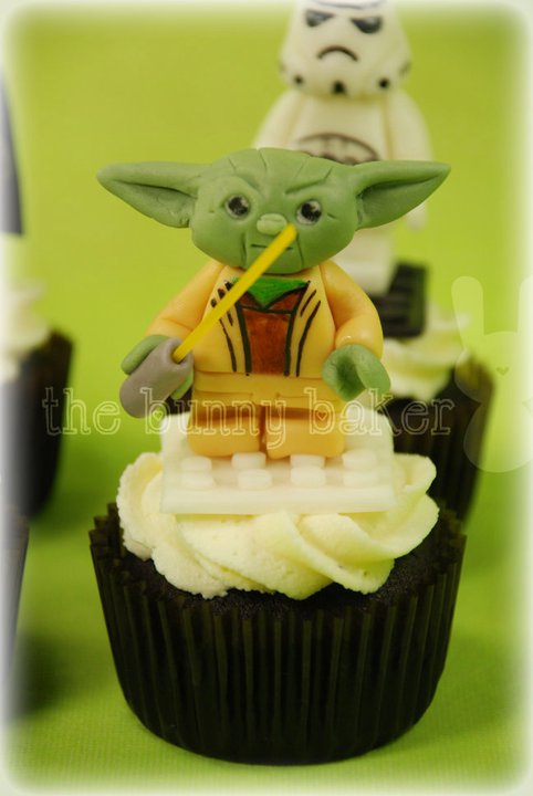 Yoda Cupcake