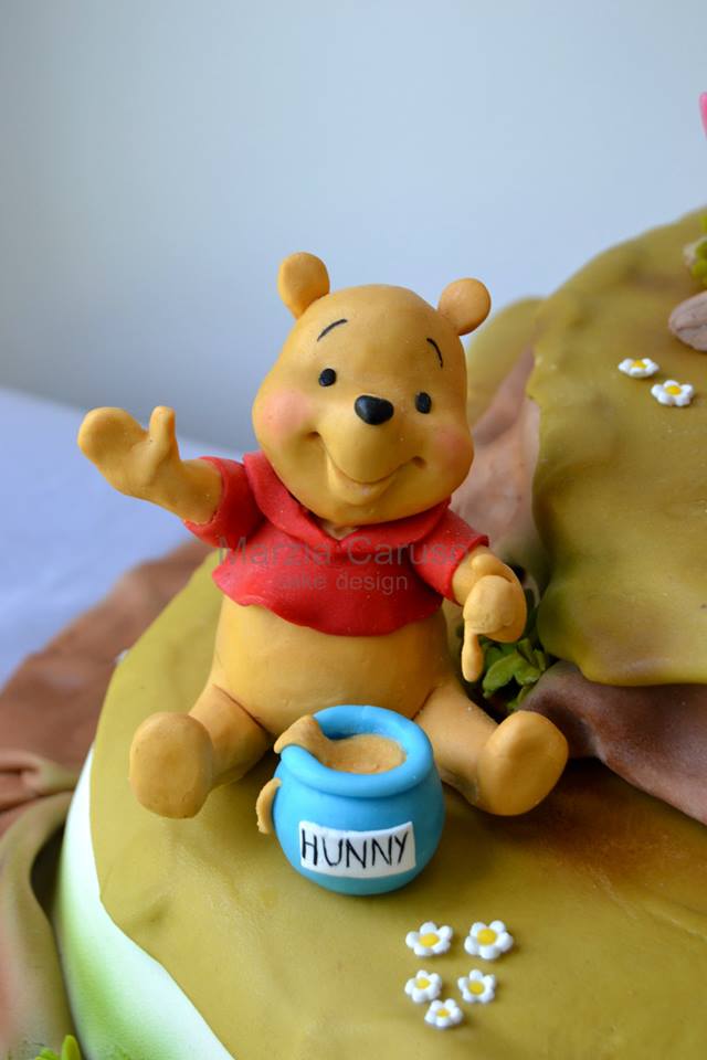 Pooh Cake
