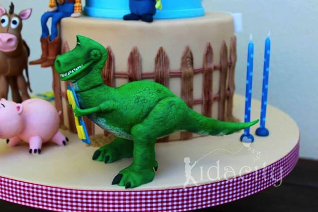 Toy Story Cake 