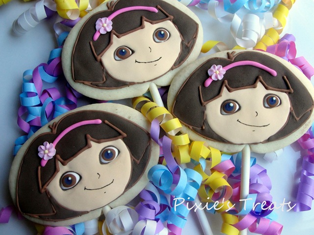 Dora Cookie Pops