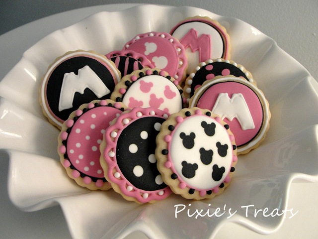 Minnie Mouse Cookies