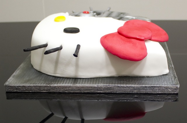 Hello Kitty Terminator Cake