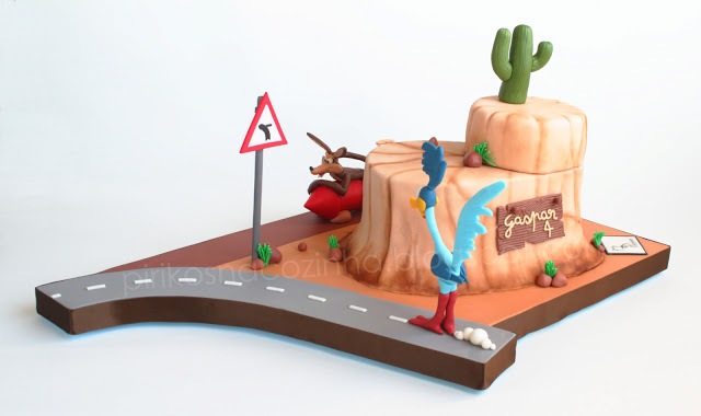 Road Runner Cake