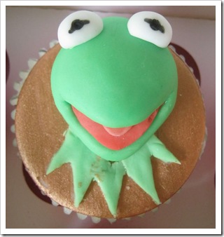 Kermit Cupcake