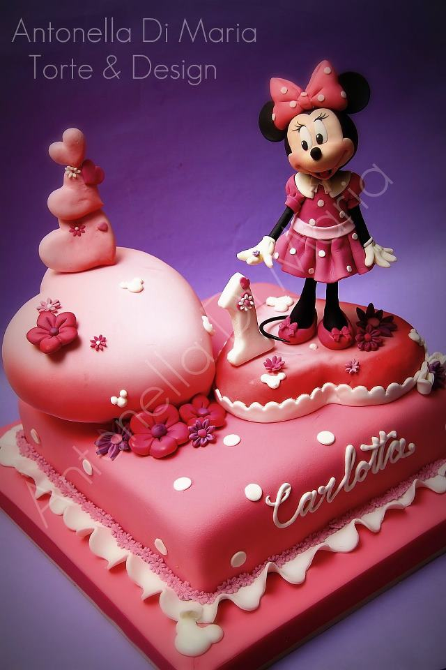 Minnie Mouse Cake