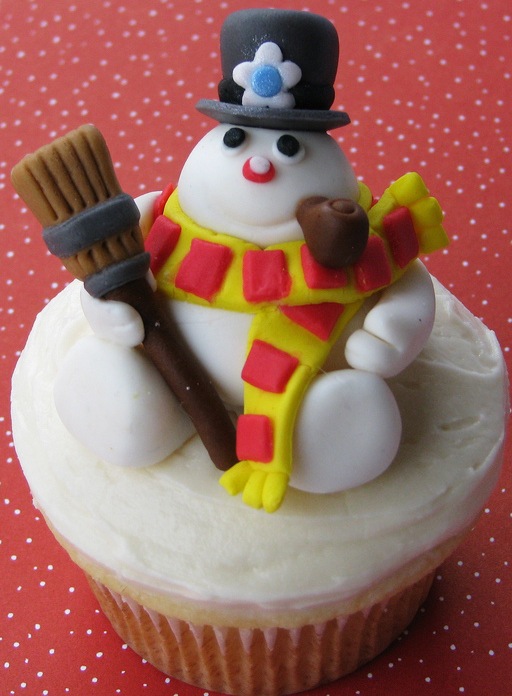 Frosty The Snowman Cupcake