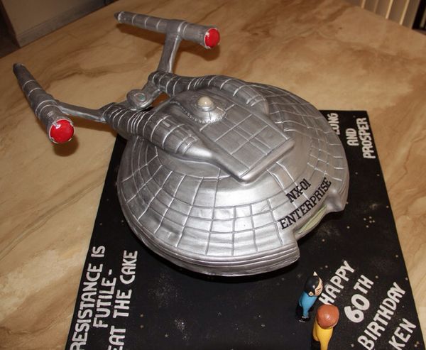 Star Trek Cake