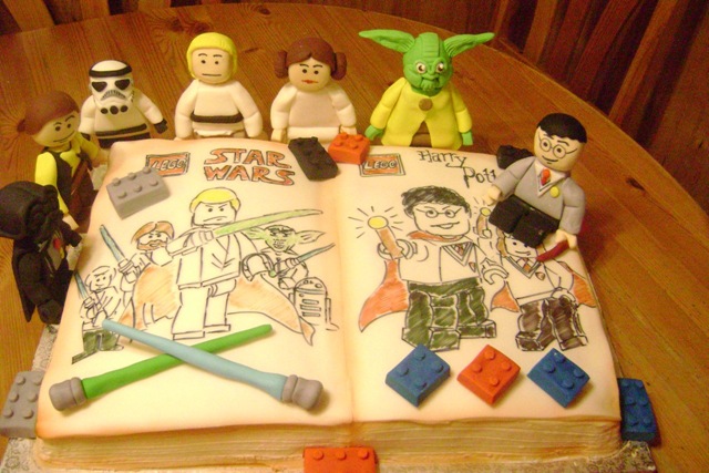 LEGO Star Wars Cake