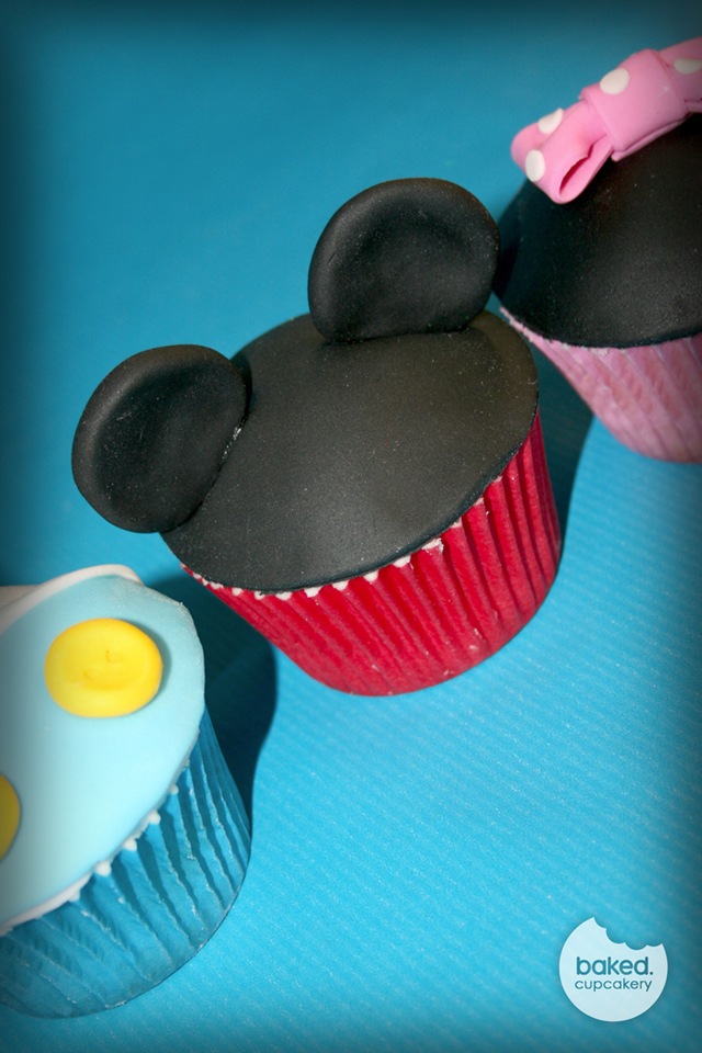 Mickey Mouse Cupcake