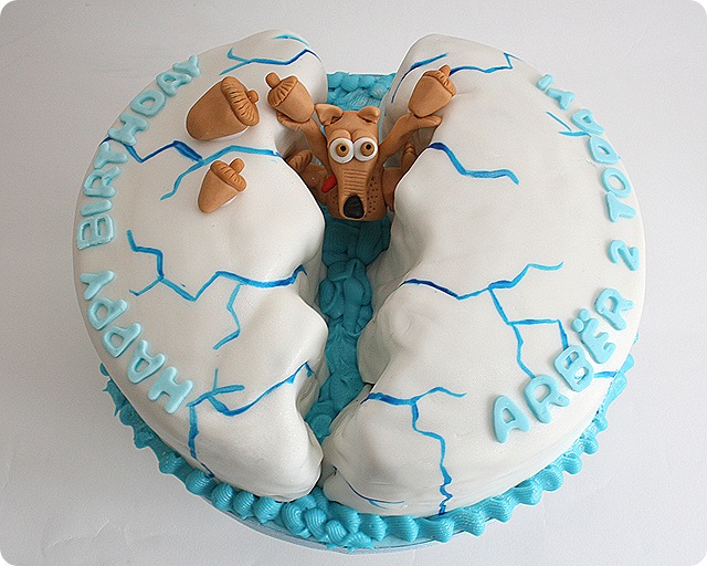 Ice Age Cake - Casa Costello