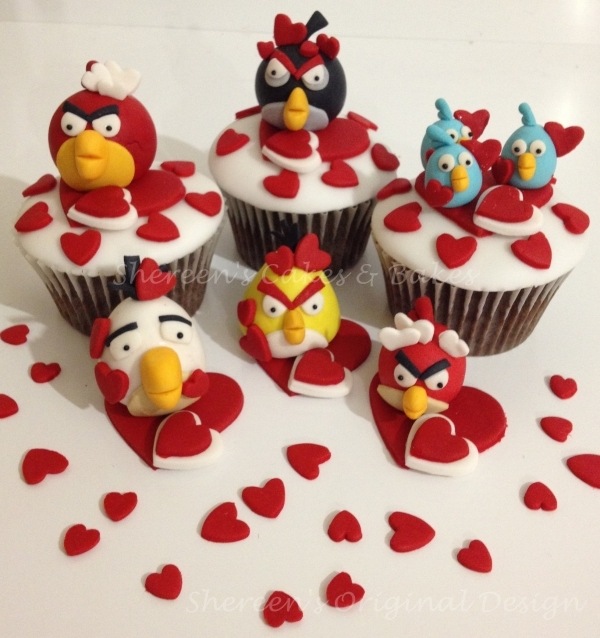 Angry Birds Valentine's Day Cupcakes