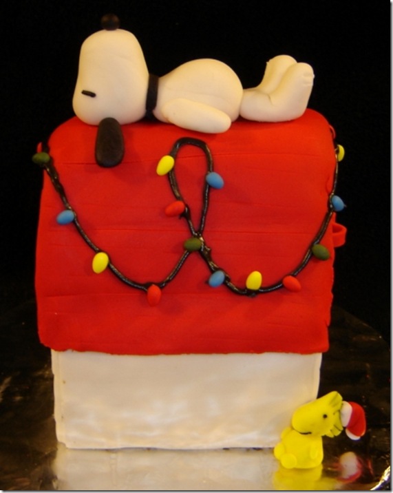 Charlie Brown Christmas Cake 
