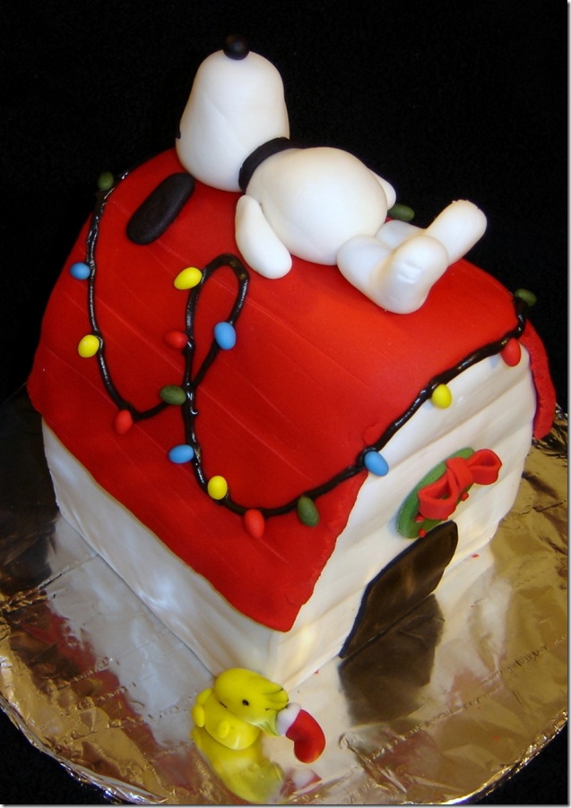 Snoopy S Christmas Dog House Cake Between The Pages Blog