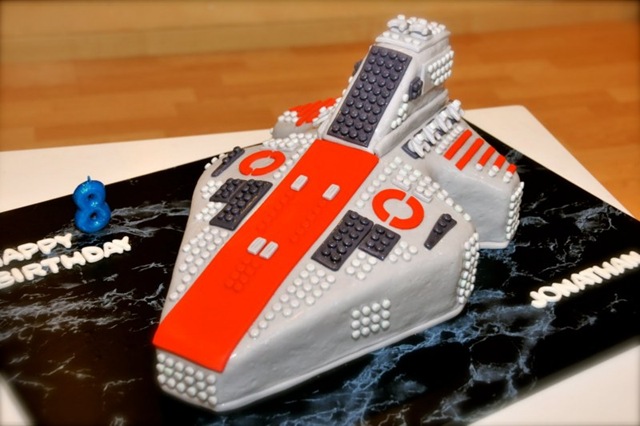 Venator Class Republic Attack Cruiser Cake