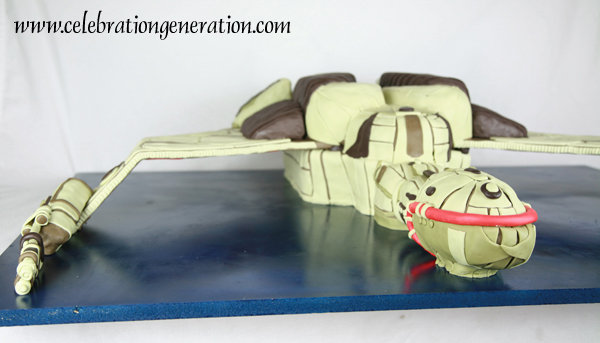 Klingon Bird on Prey Cake