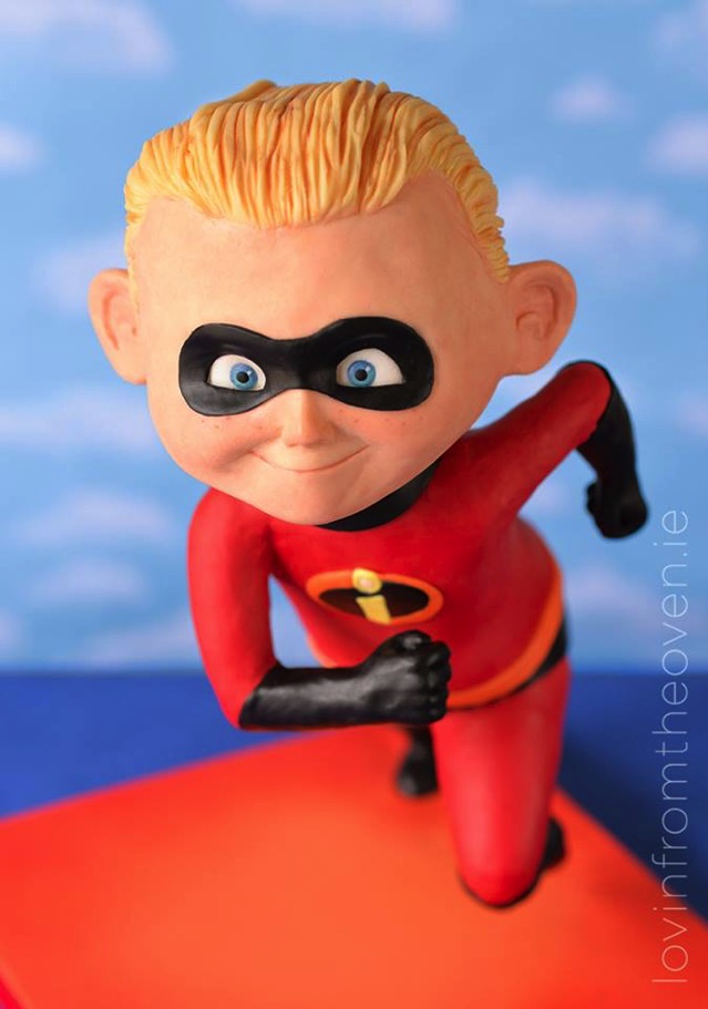 Disney Incredibles Cake