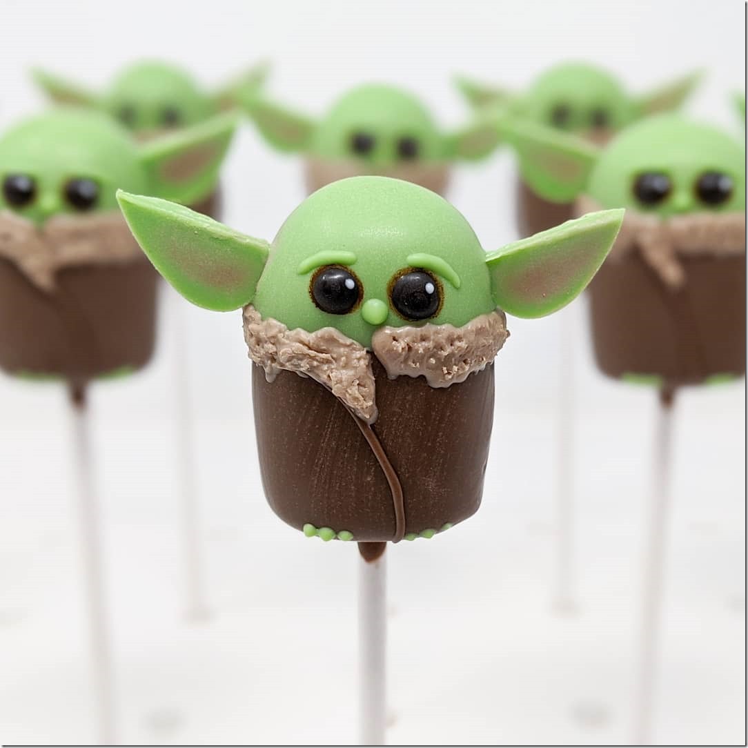 Cute Baby Yoda Cake Pops