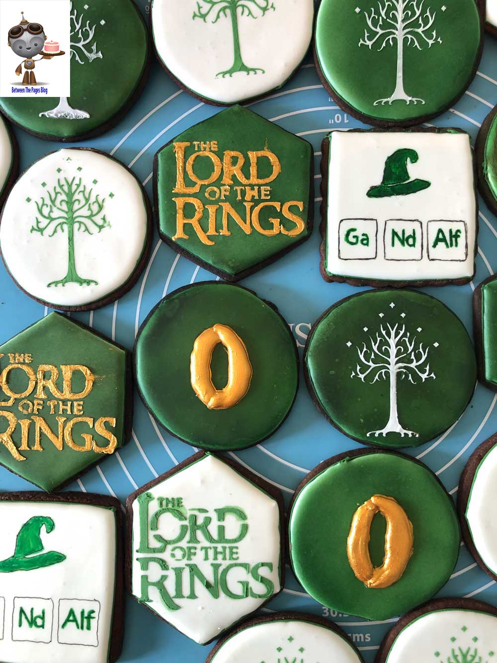 Green Gold LOTR cookies