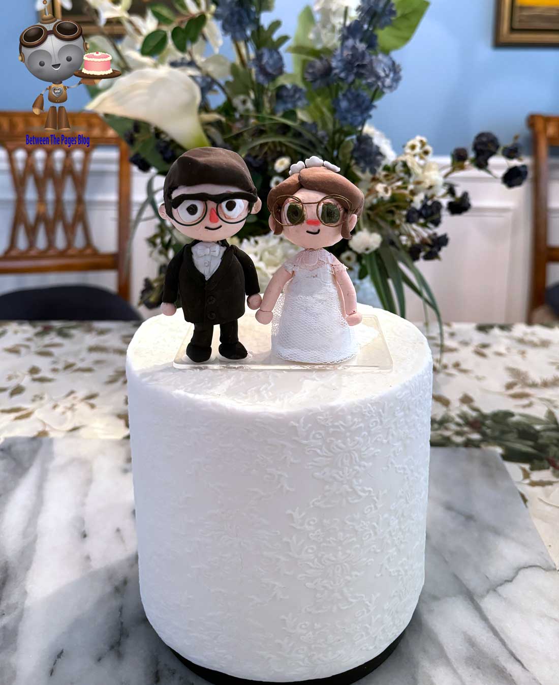 Animal-Crossing-Wedding-Cake-Topper