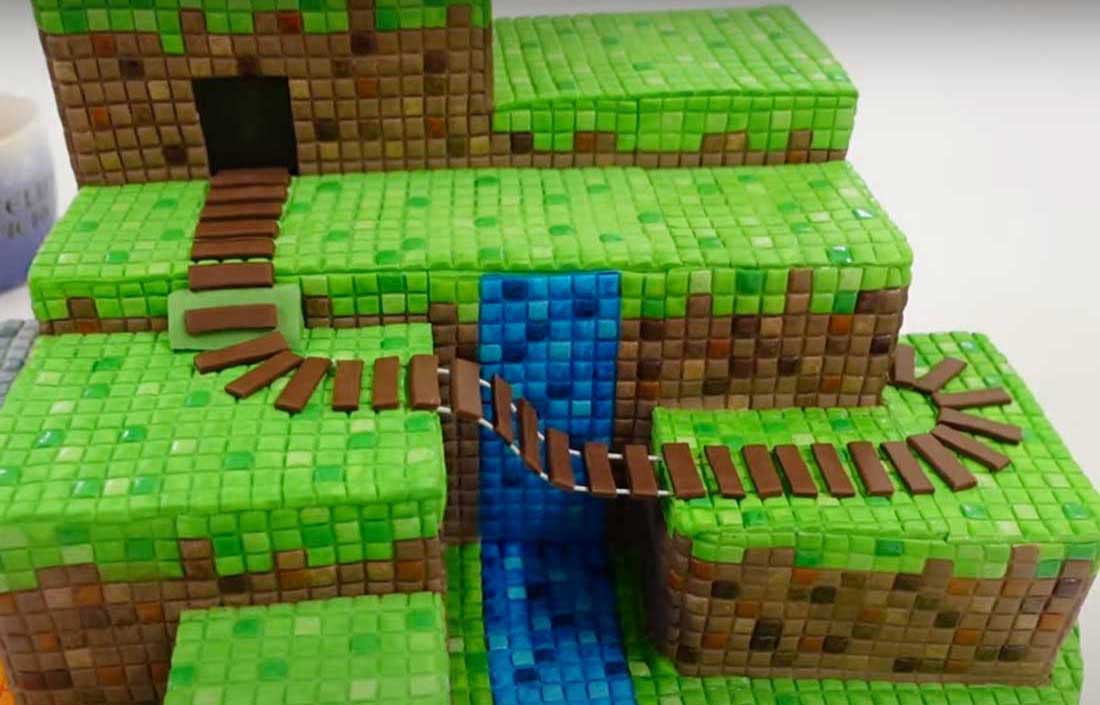 Minecraft Railroad Birthday Cake