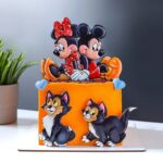 Orange Mickey Minnie Figaro Cake