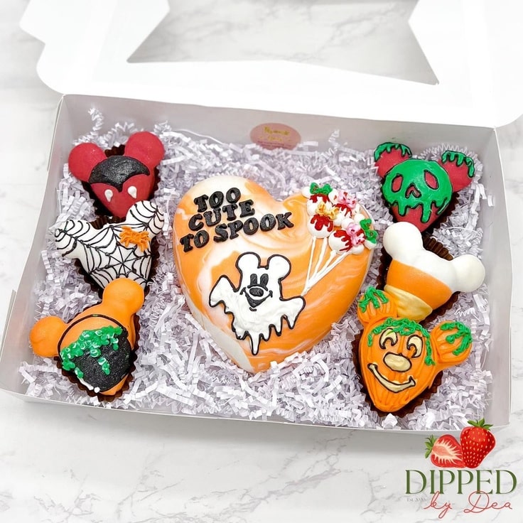 Ghost Mickey Mouse Chocolate Strawberries